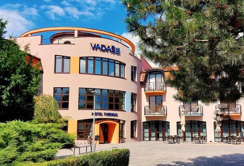 استراحتگاه Wellness Hotel Thermal