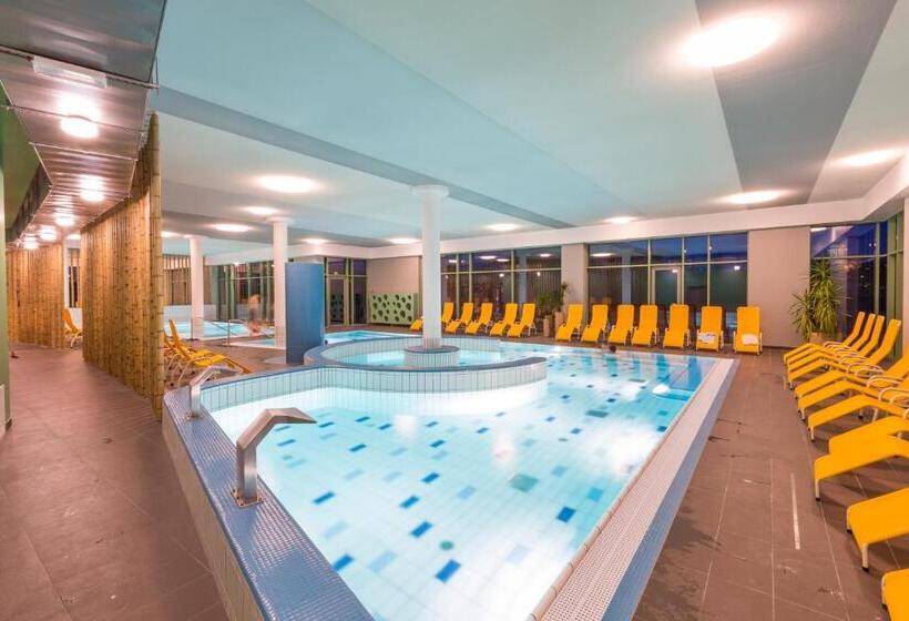 استراحتگاه Wellness Hotel Thermal