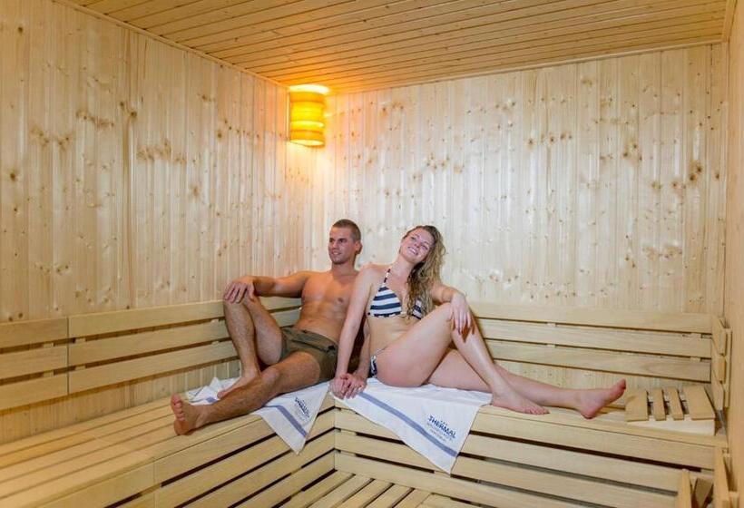 استراحتگاه Wellness Hotel Thermal
