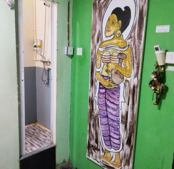 Shannkalay Hostel