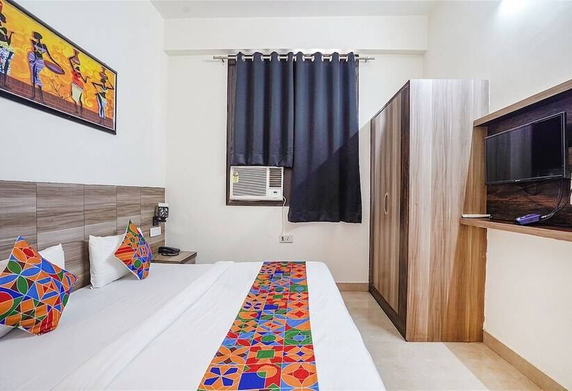 Hotel Fabexpress Ps Villa