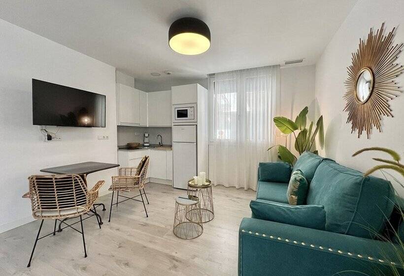 Apartamentos Realejo Campo del Príncipe 3000