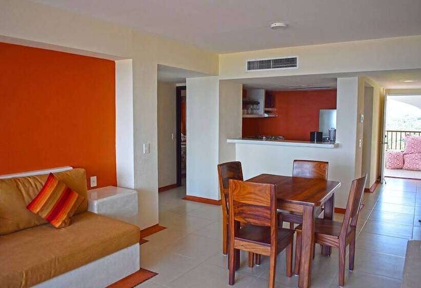 هتل Aca Suites Ixtapa