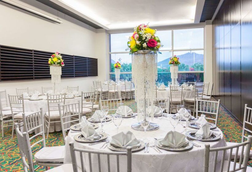 هتل Sonesta Valledupar