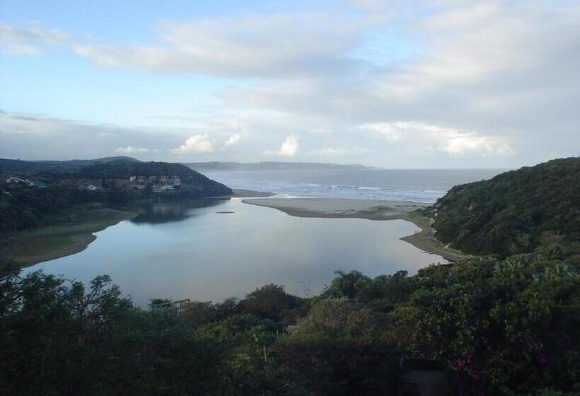 فندق صغير Buccaneers Beach Lodge, Chintsa, South Africa