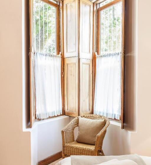 تختخواب و صبحانه Avenues Guest House