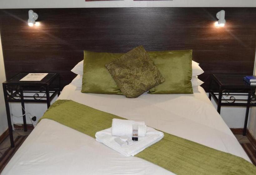 مبيت وإفطار Castello Guesthouse Vryburg
