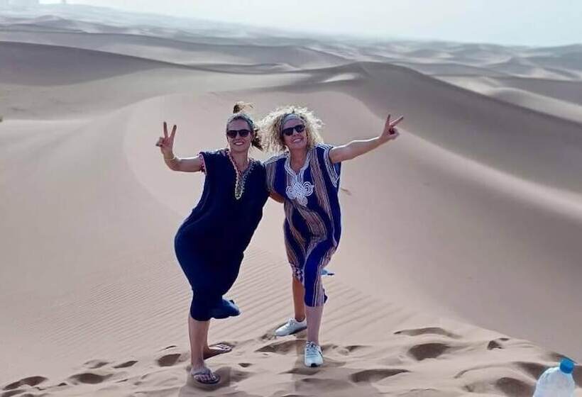 تختخواب و صبحانه Riad De Reve