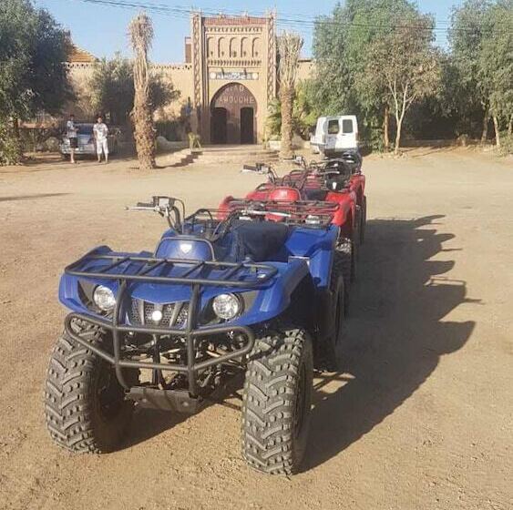 تختخواب و صبحانه Riad Mamouche