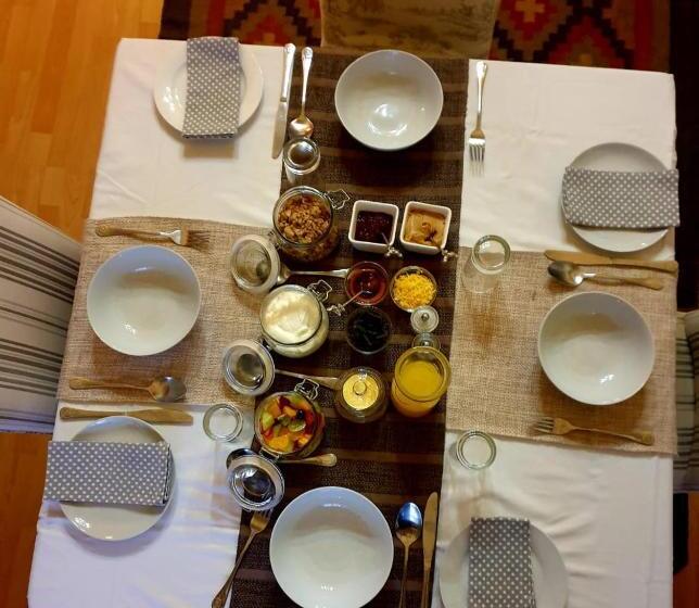 민박 Waterford Manor
