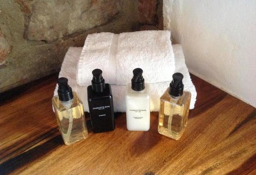 בית מלון כפרי The Oil Mill Guesthouse