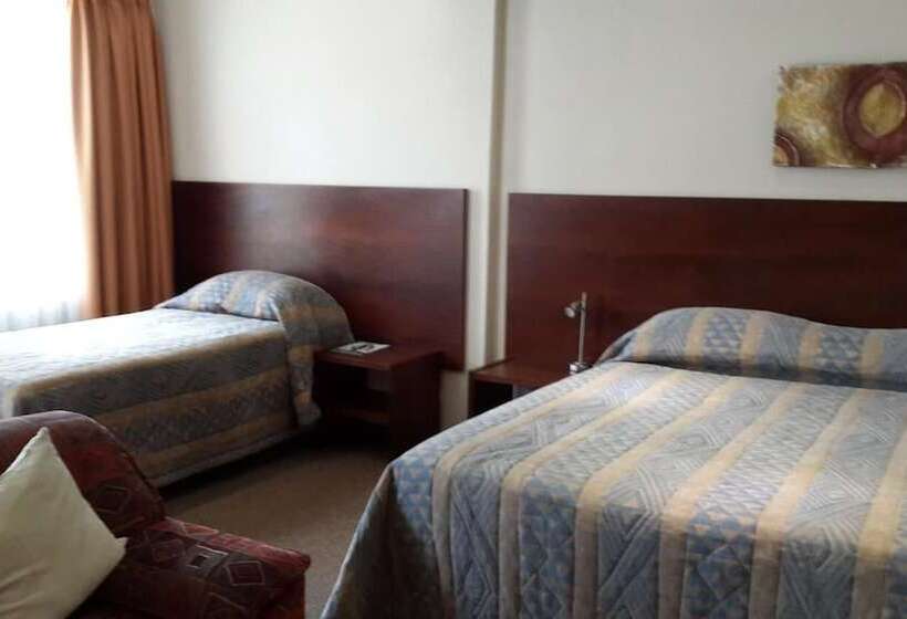 هتل The Shakespeare Inn