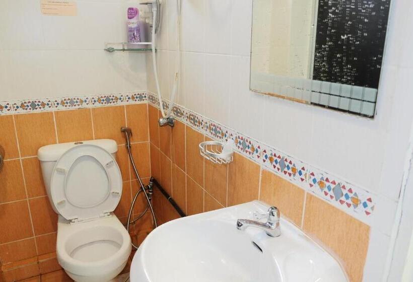 مُتل Natol Homestay   Kuching