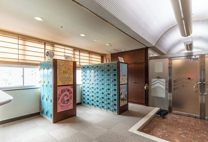 هتل Asahi Sauna Capsule Inn Hirosaki