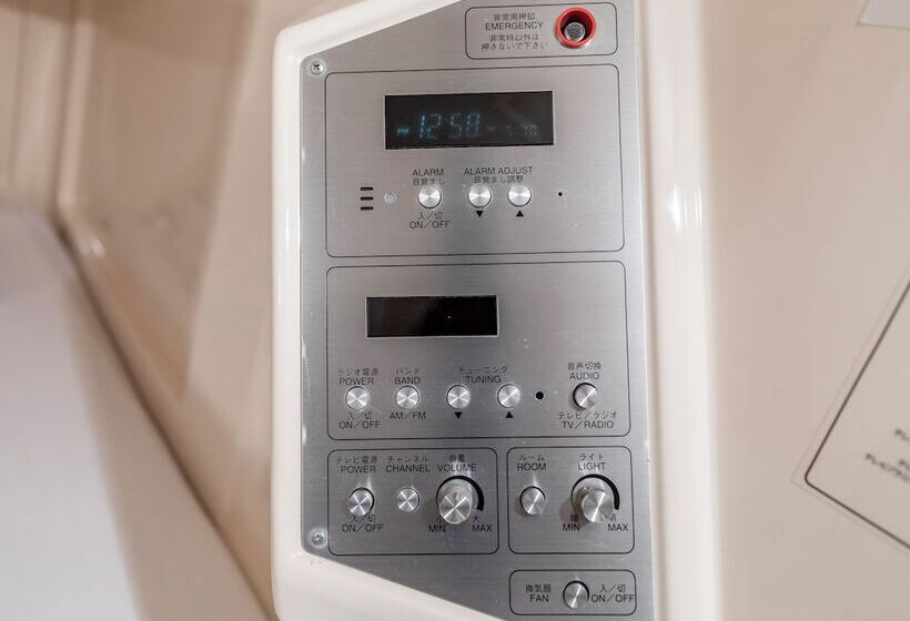 هتل Asahi Sauna Capsule Inn Hirosaki