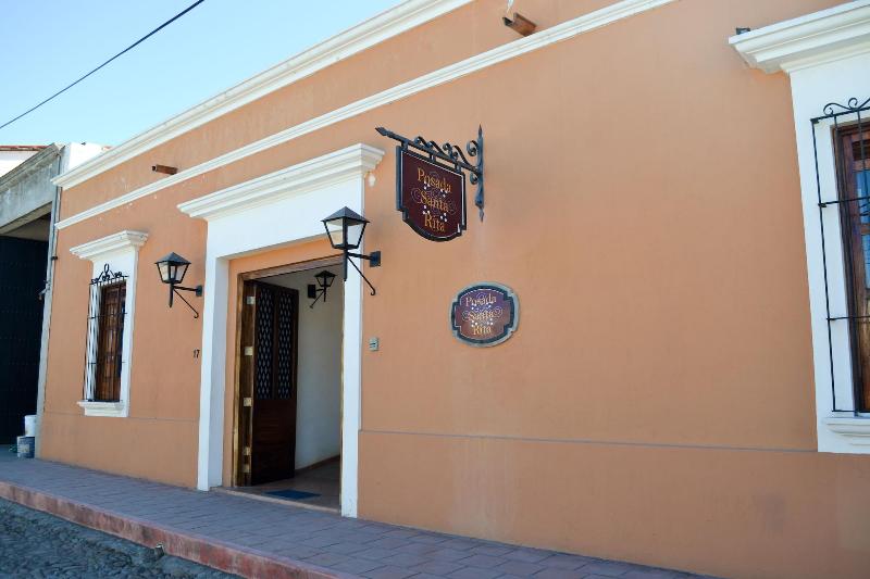 هتل Posada Santa Rita