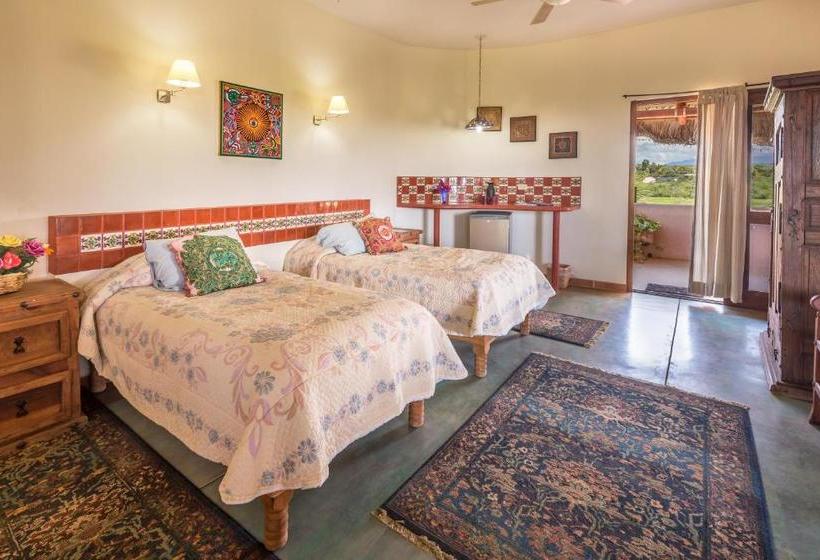 تختخواب و صبحانه Serendipity