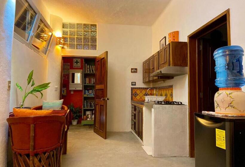 هتل Aurinko Bungalows