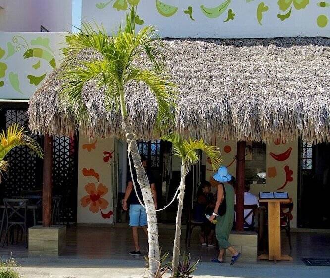 هتل Boutique Eden Costa