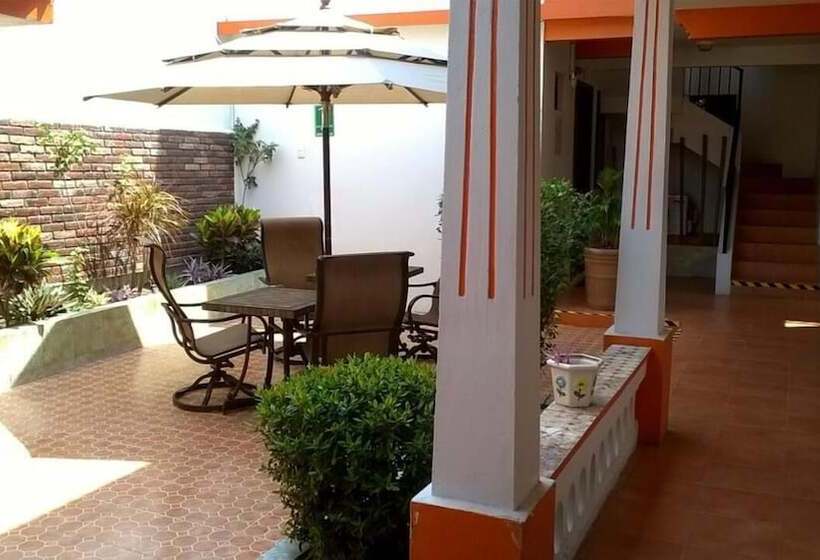 فندق Doña Juana Tlacotalpan