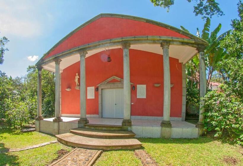 فندق Hacienda Xico Inn