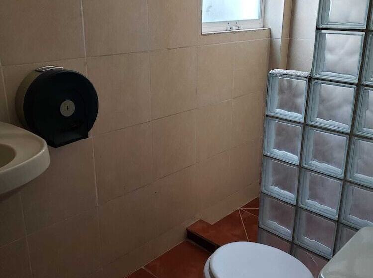 Fotos del hotel & Hostal Mayflower:  37