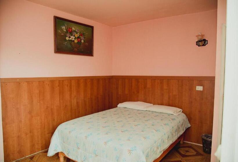 هتل Hostal Quinto Sol Huamantla