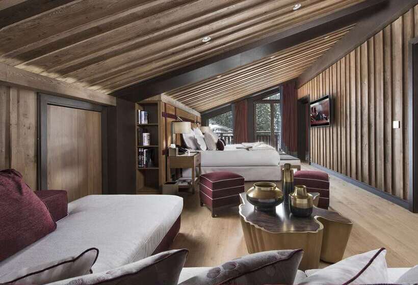 هتل Hôtel Barrière Les Neiges Courchevel