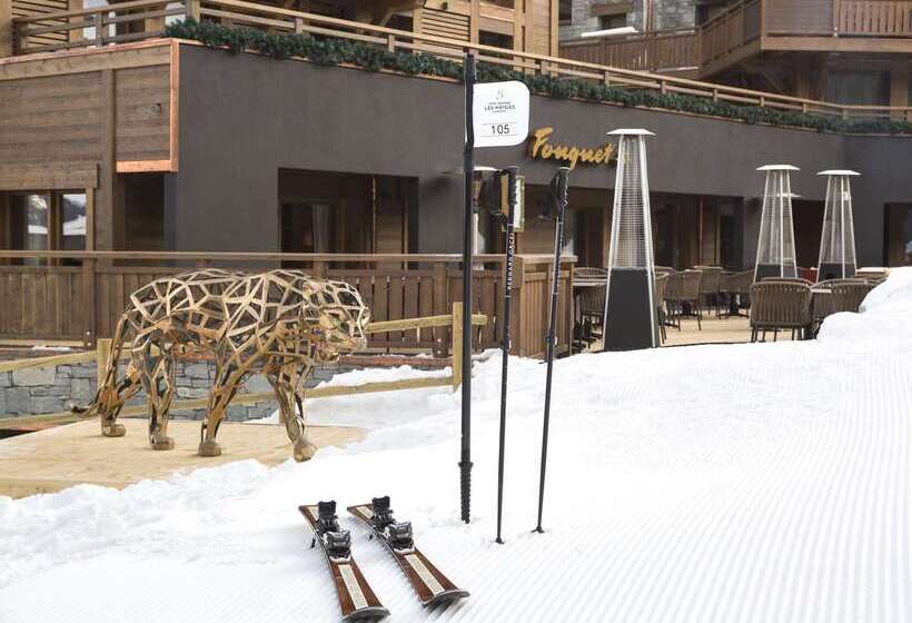 هتل Hôtel Barrière Les Neiges Courchevel