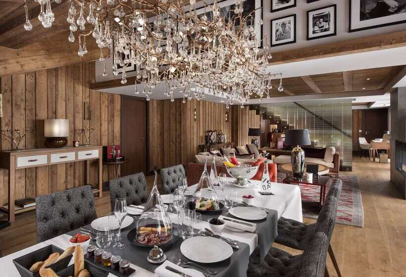 هتل Hôtel Barrière Les Neiges Courchevel