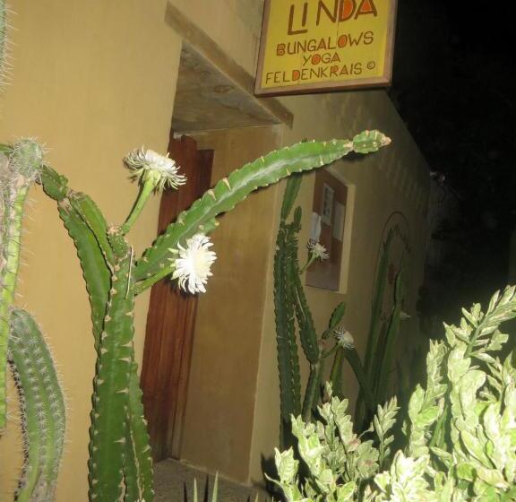 هتل La Loma Linda: Bungalows, Yoga And Feldenkrais