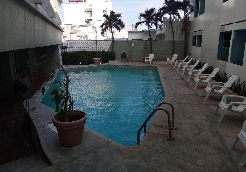 Fotos del hotel Royalty:  14