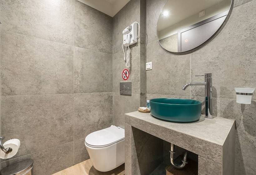 Aeiphoria Suites & Rooms   Athens