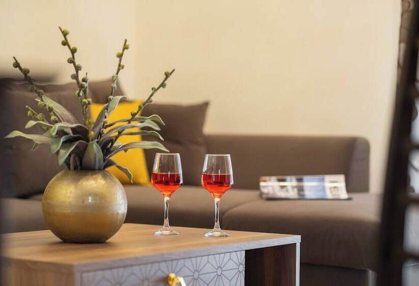 Anesis Suites