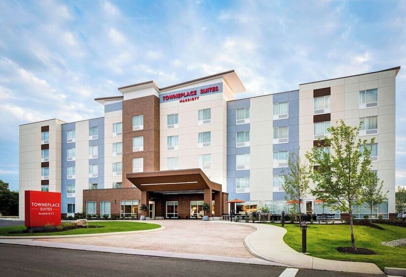 فندق Towneplace Suites By Marriott Brunswick