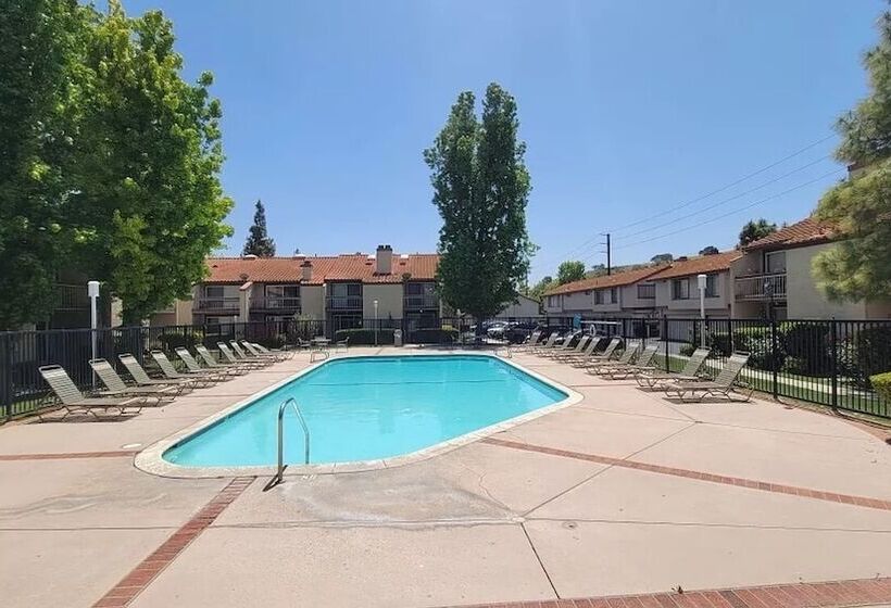 פנסיון Beysicair Vacation Homes