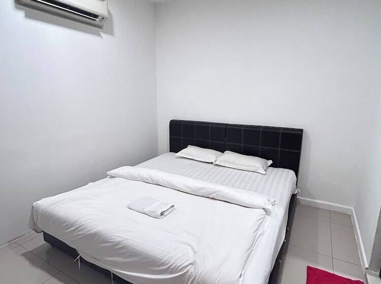 Bear Hotel At Nilai
