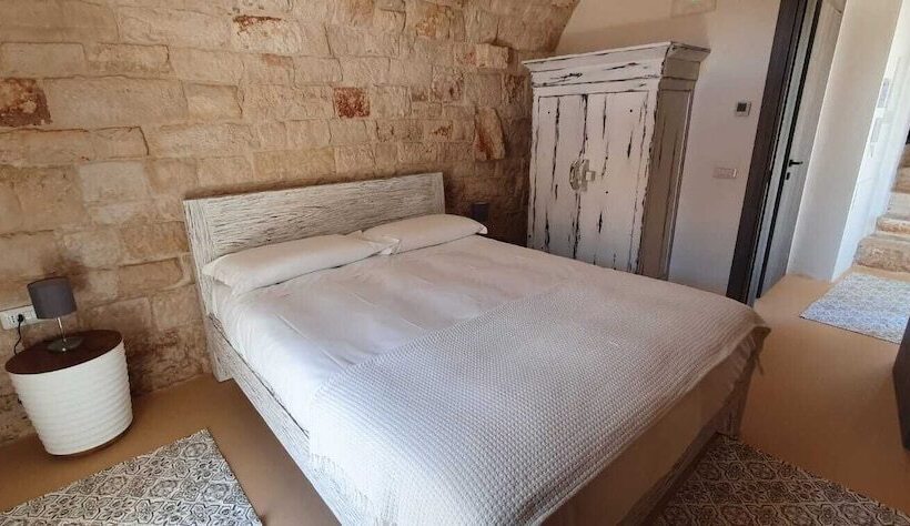 تختخواب و صبحانه Augusta Trulli Resort