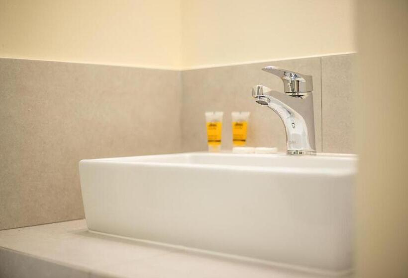 تختخواب و صبحانه Patricia Suites