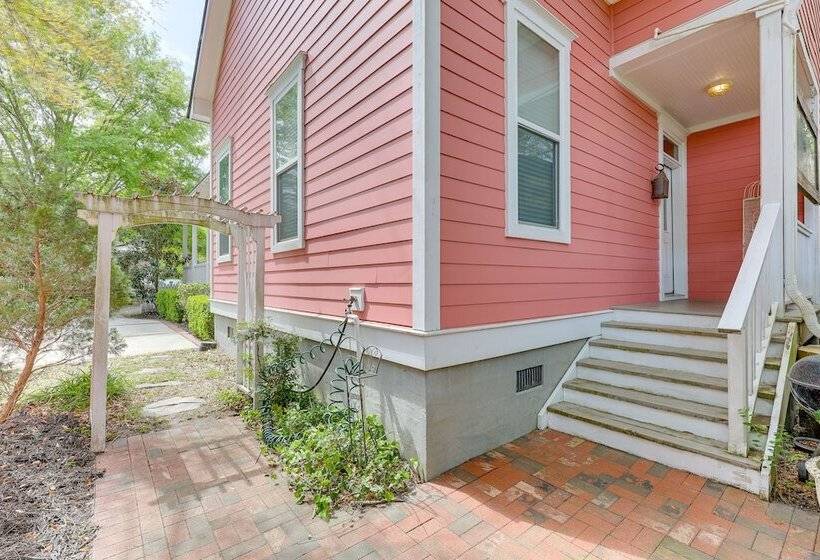 Charming Wilmington Cottage   Walk To Downtown!