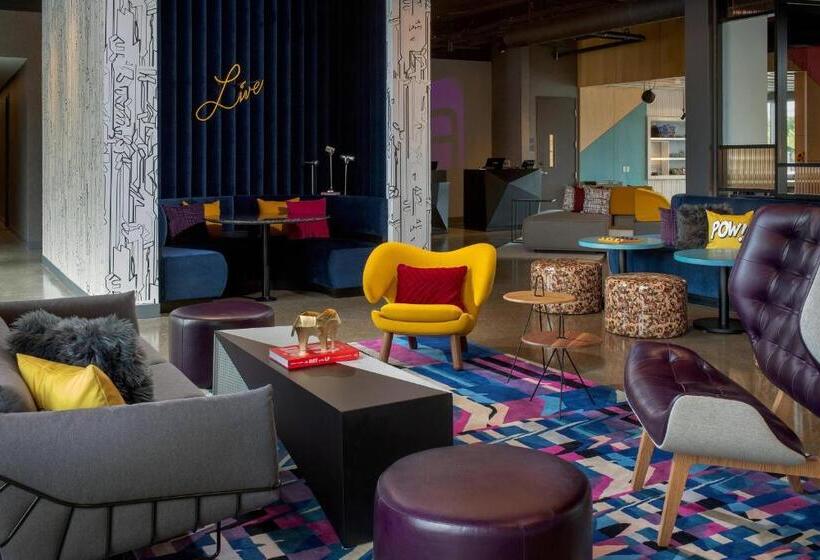 هتل Aloft Indianapolis Downtown
