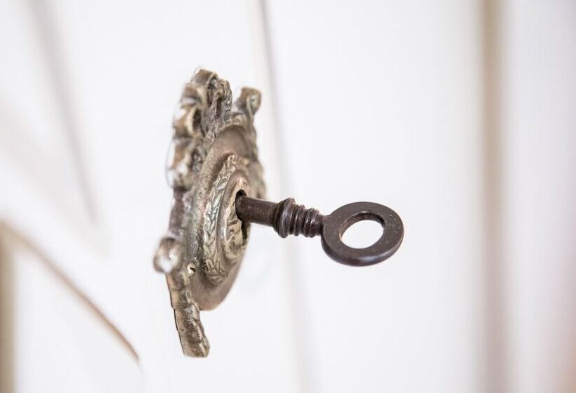 هتل Ballebro Færgekro