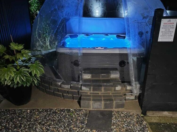 فندق Charming Lodge In Limavady