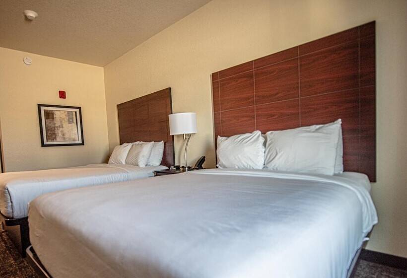 Отель Cobblestone Inn & Suites   Julesburg