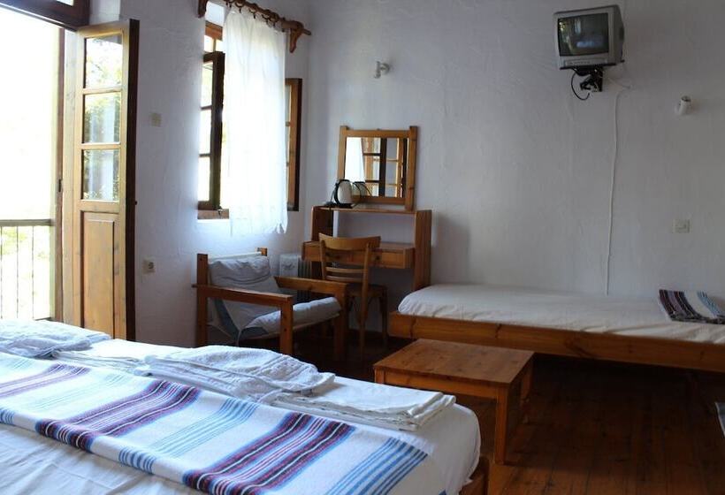هتل Sotos Pension