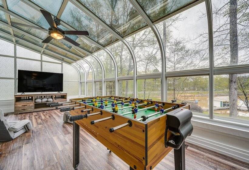 Lakefront Milledgeville Home W/ Private Dock!