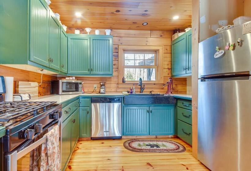 Private Bethel Cabin W/ Covered Deck: 5 Mi To Town