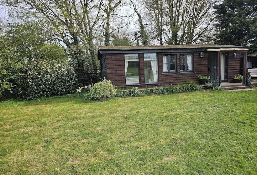 Remarkable 1 Bed Cabin In Dunmow