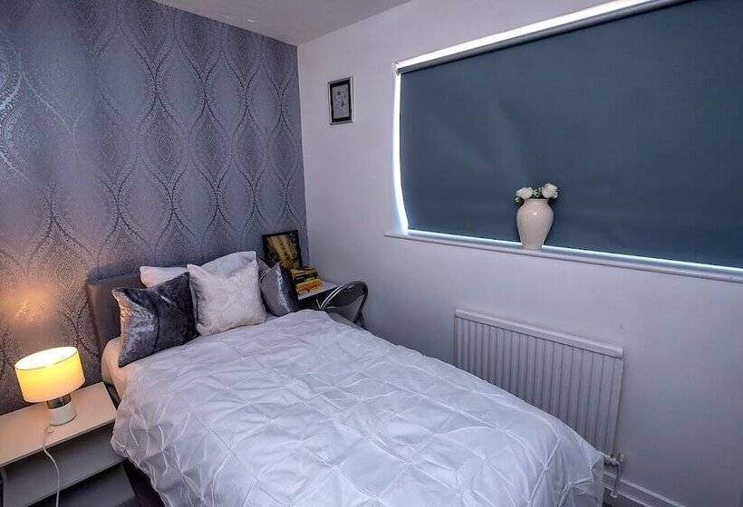 اقامتگاه I Love London! A Stunning 2 Bed Home Sleeps 1 3!