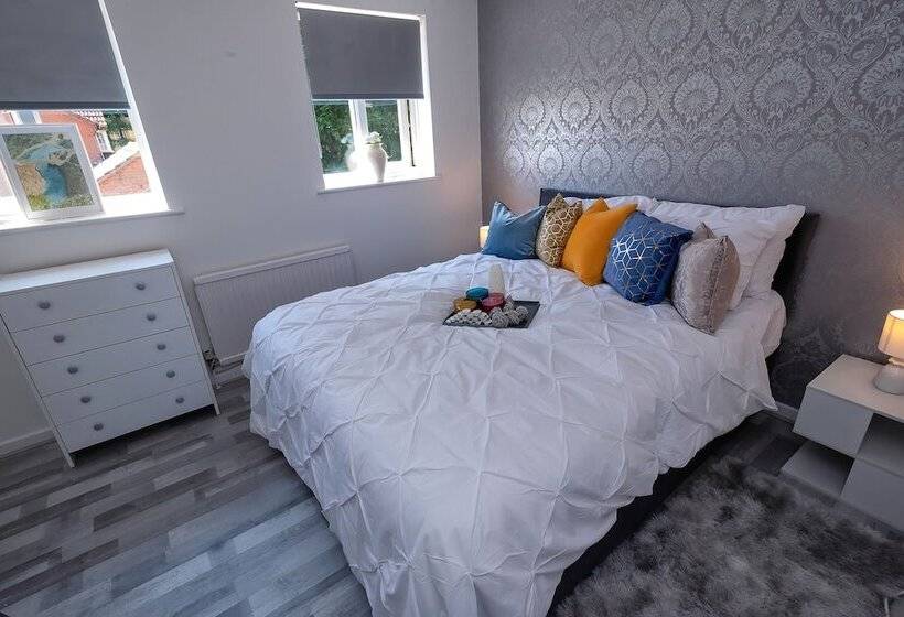 اقامتگاه I Love London! A Stunning 2 Bed Home Sleeps 1 3!